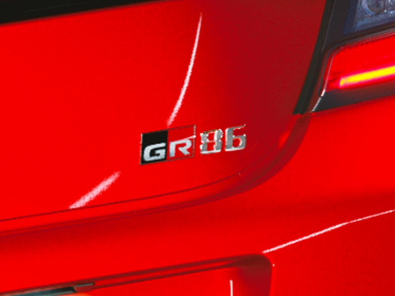 GR 86 Grade Emblem